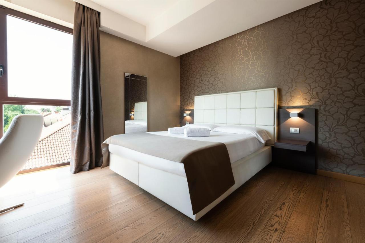 Mokinba Hotels Baviera Mailand Exterior foto
